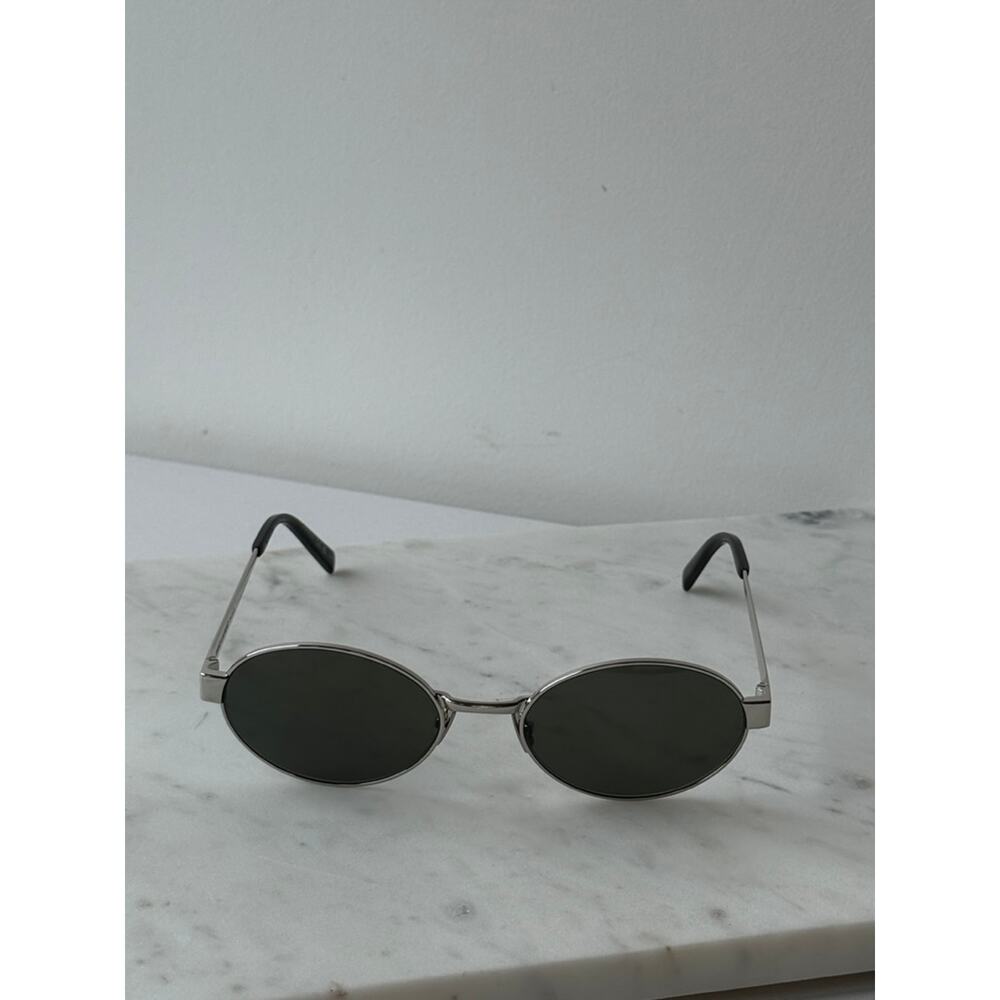 NEW Saint Laurent SL692 Oval Metal Sunglasses in Silver - Picture 4 of 6